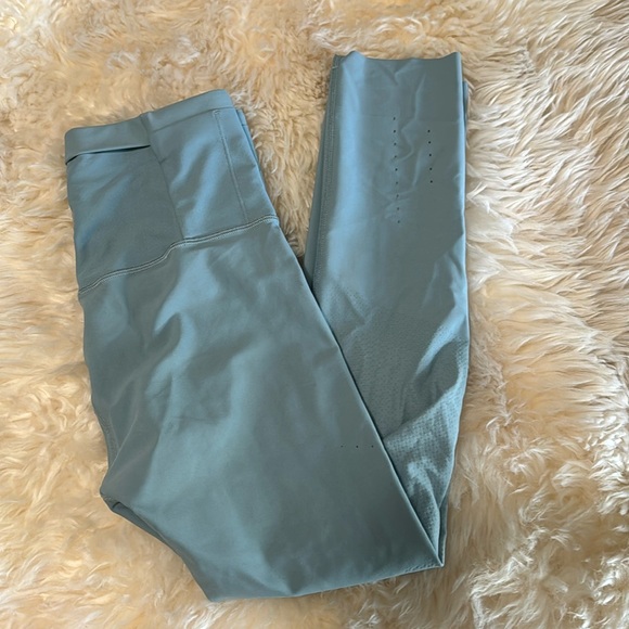 Pants - Lululemon size 6